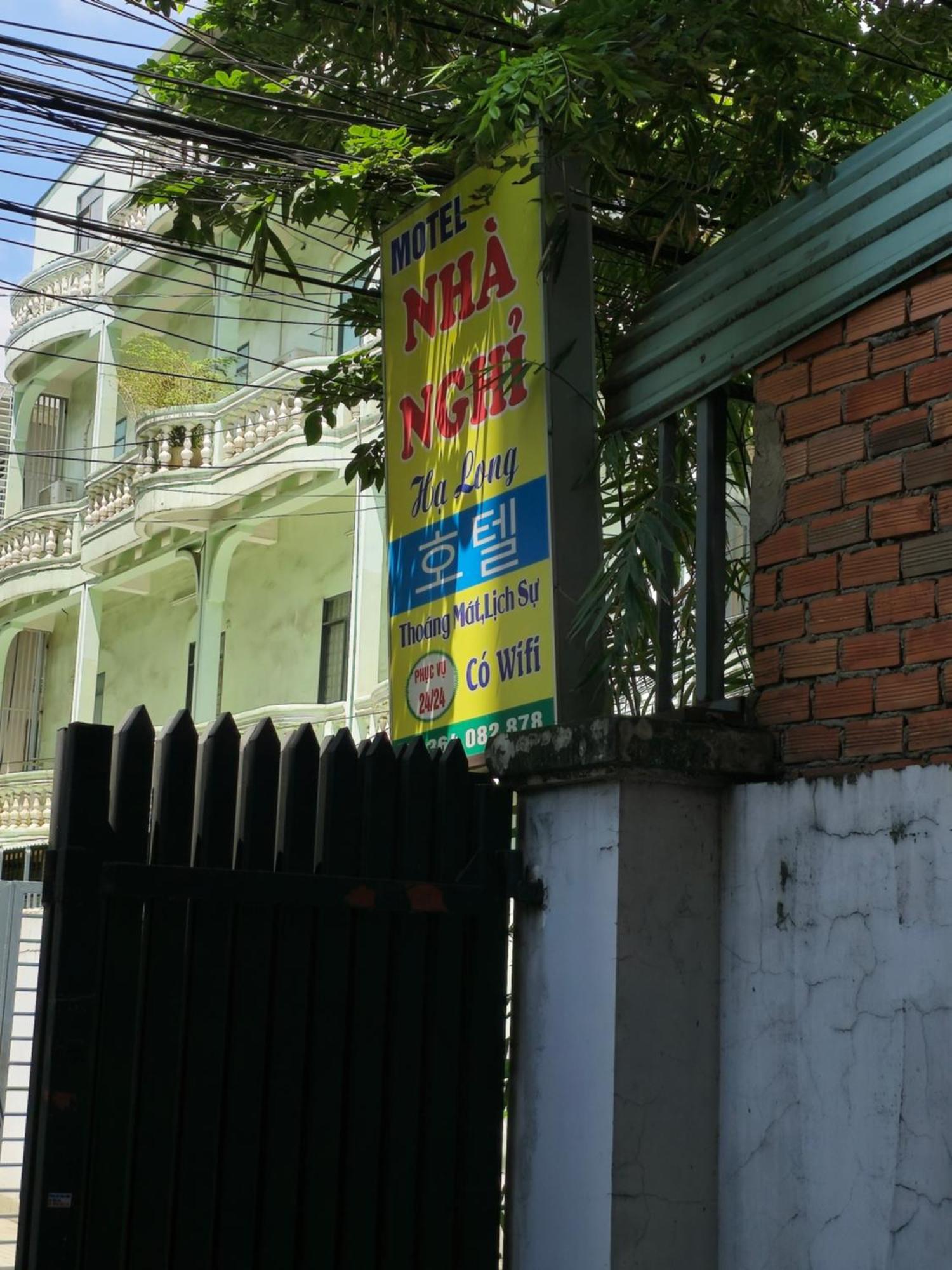 Motel Ha Long Long Binh Екстериор снимка